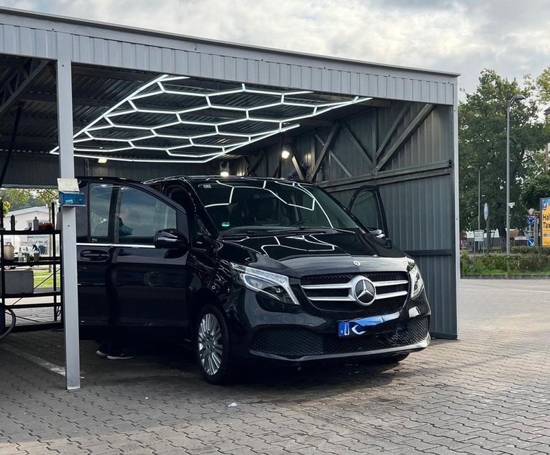 Mercedes-Benz V-Class