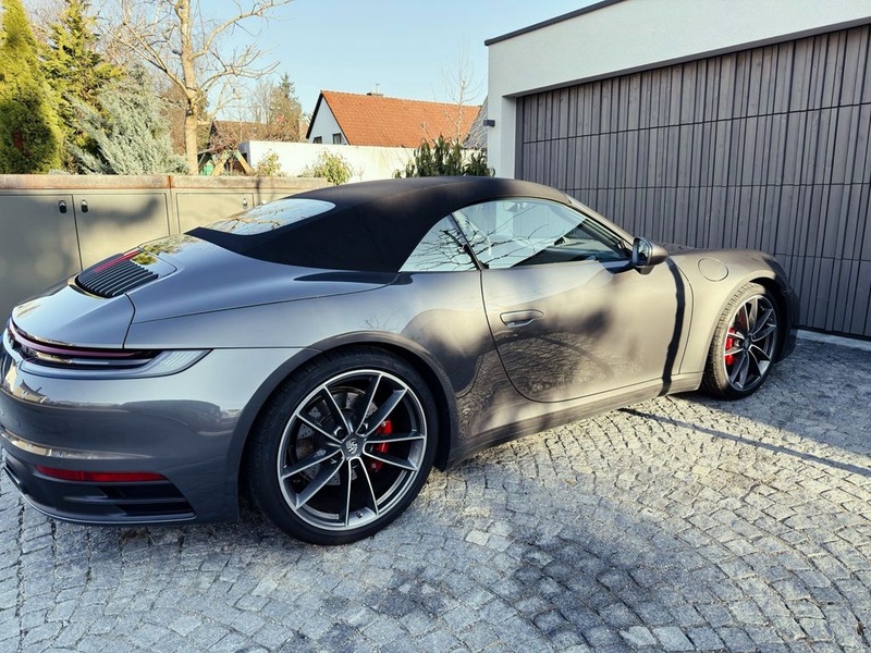Porsche 992