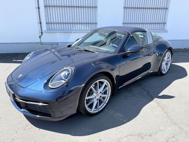 Porsche 992
