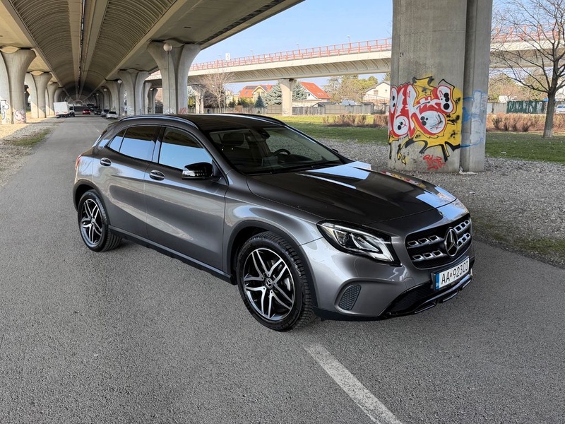 Mercedes-Benz GLA-Class