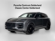 Porsche Cayenne 2025