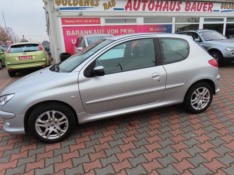 Peugeot 206