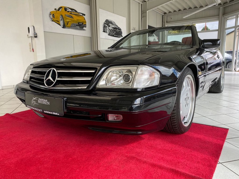 Mercedes-Benz SL-Class