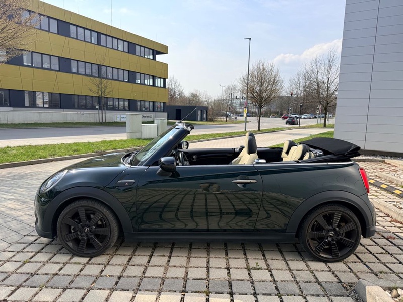 MINI Cabrio