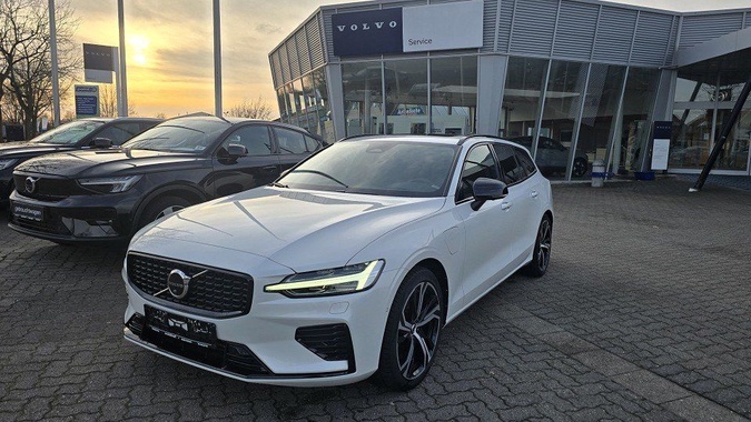Volvo V60 2022