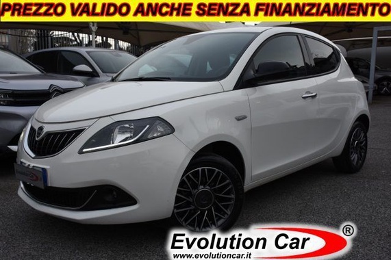 Lancia Ypsilon 2023