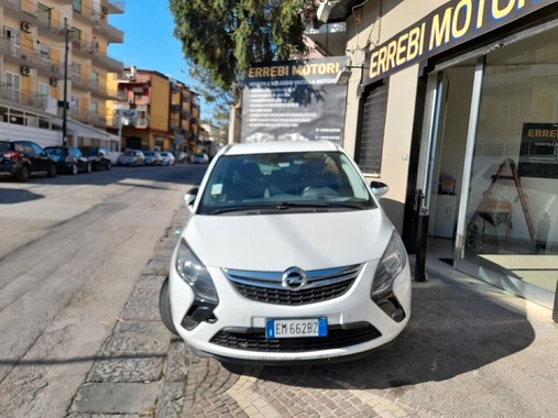 Opel Zafira 2012