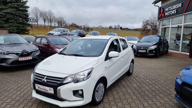 Mitsubishi Space Star 2025