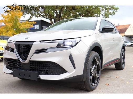 Alfa Romeo Junior 2025