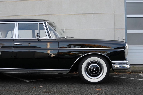 Mercedes-Benz 300 1964