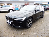 Volvo V60 2025