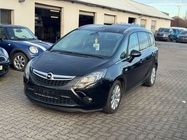 Opel Zafira 2016