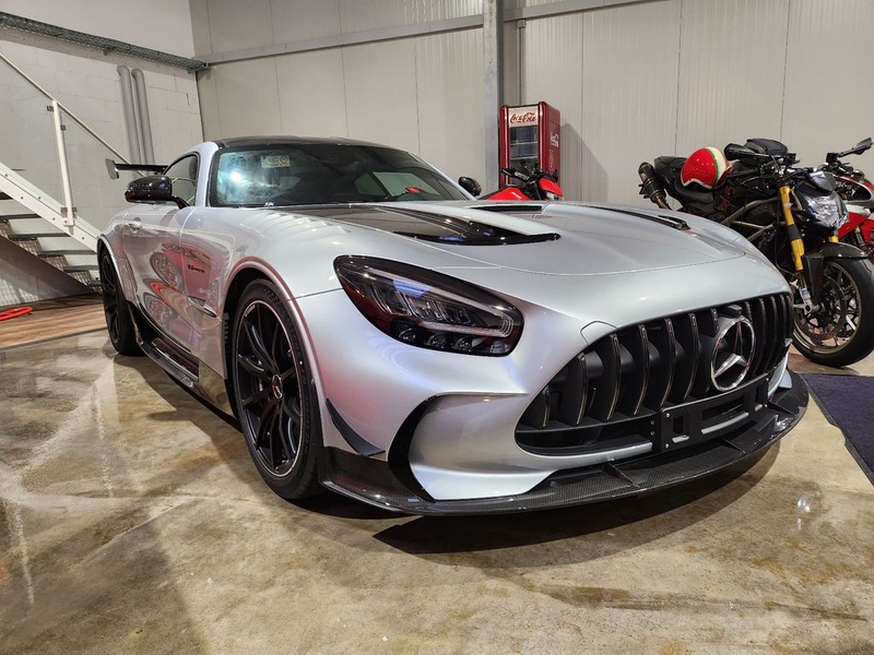 Mercedes-Benz AMG GT