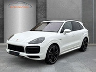 Porsche Cayenne 2022