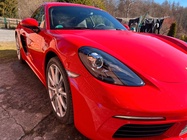 Porsche Cayman 2024