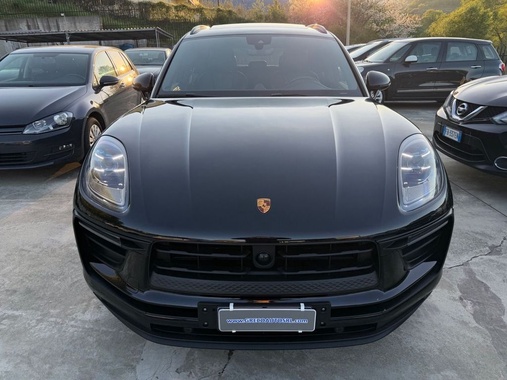 Porsche Macan 2022