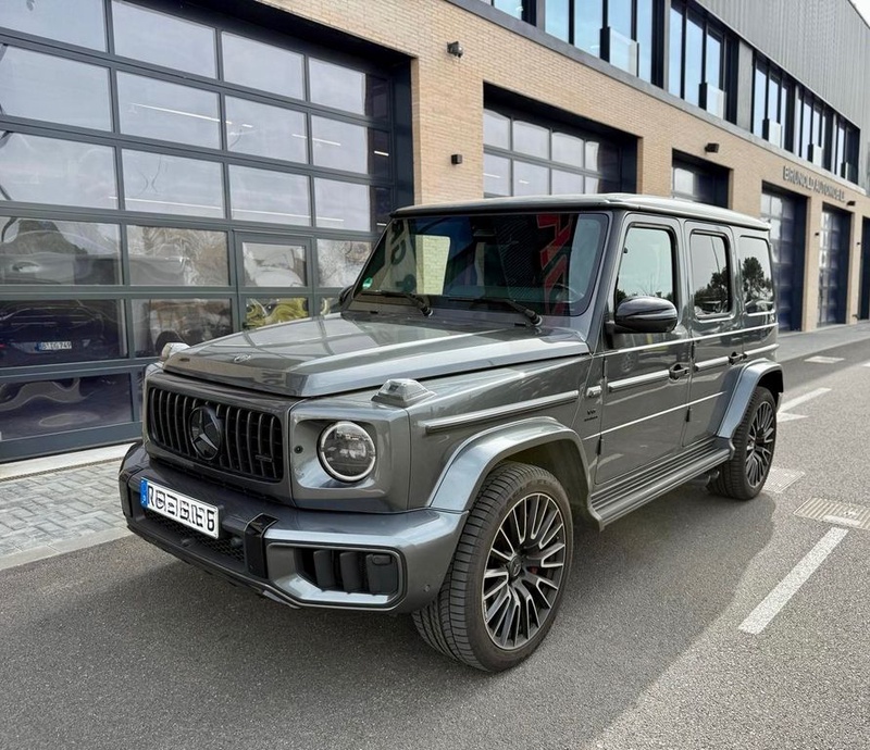 Mercedes-Benz G-Class