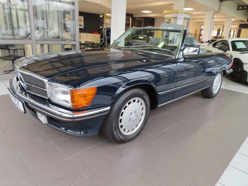 Mercedes-Benz SL-Class