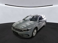 Volkswagen Passat 2023