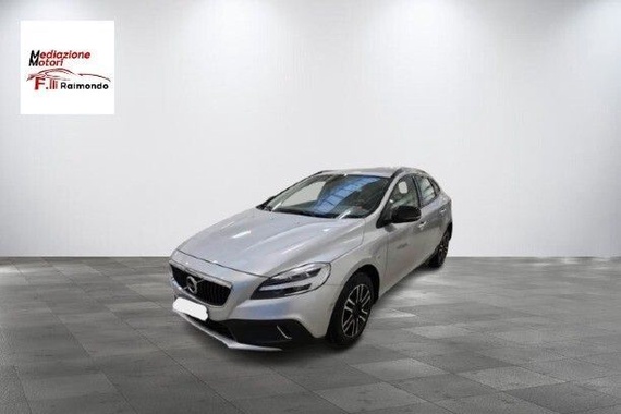 Volvo V40 2019
