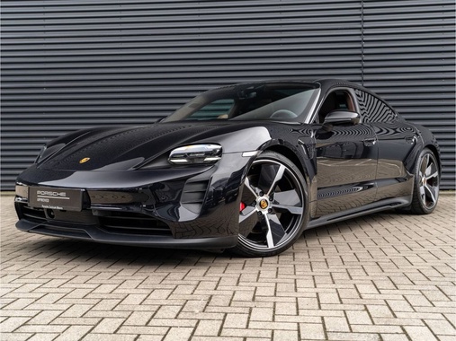 Porsche Taycan 2022