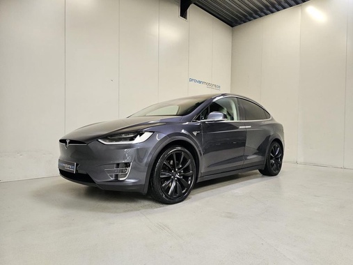 Tesla Model X 2019