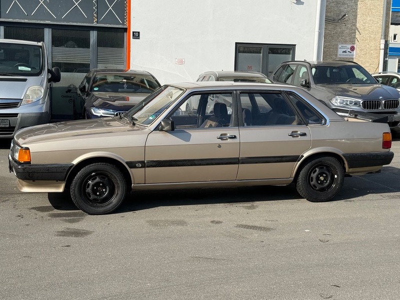 Audi 80