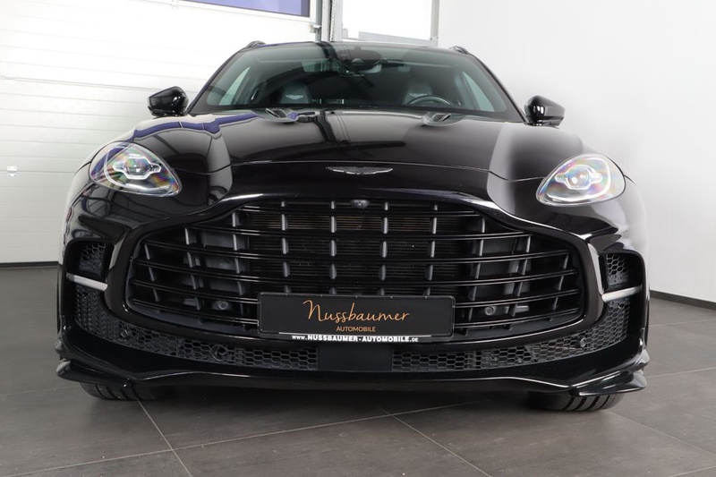 Aston Martin DBX