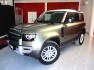 Land Rover Defender 2021