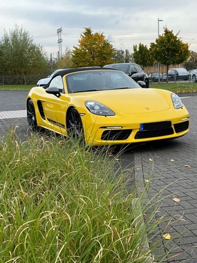Porsche Boxster 2021