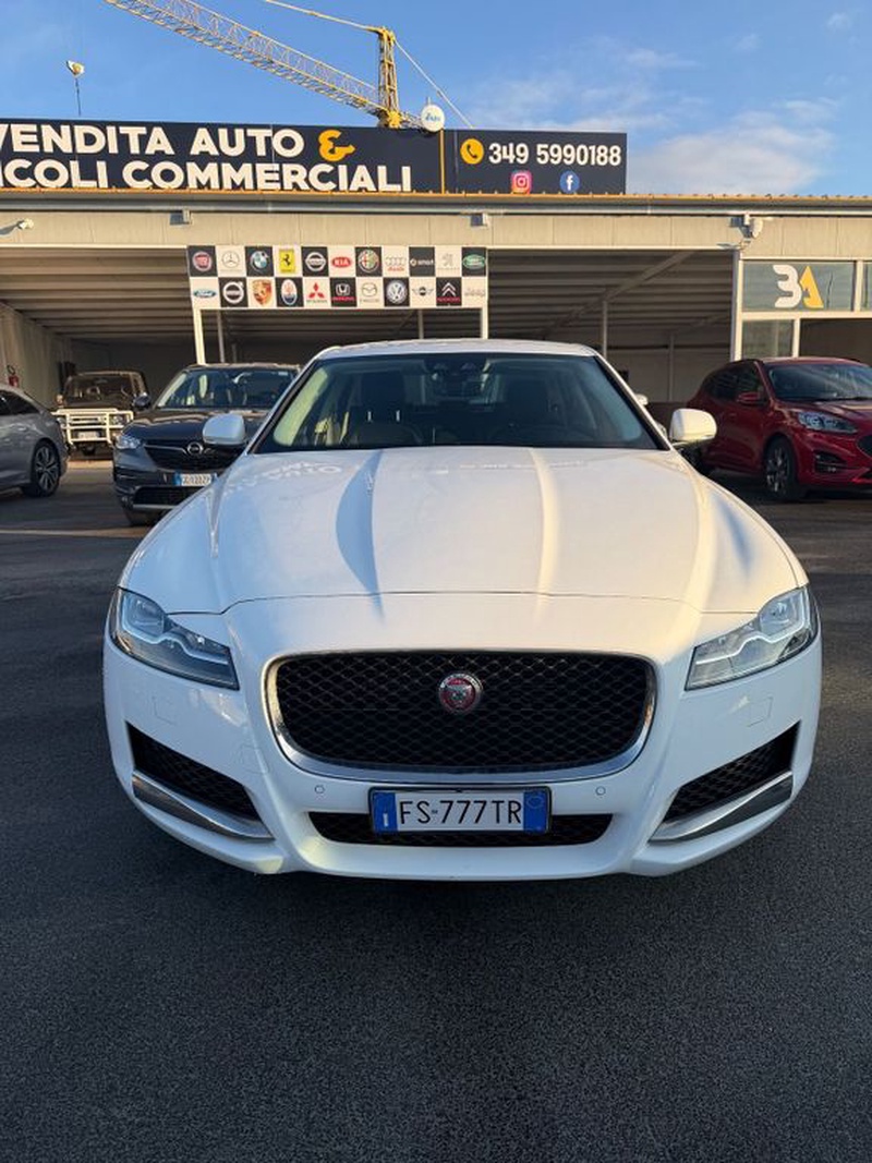 Jaguar XF