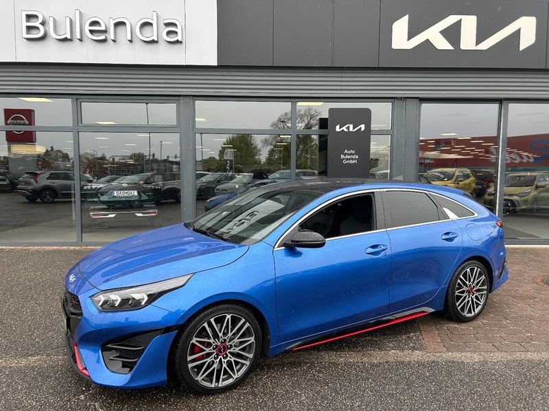 Kia pro cee'd / ProCeed
