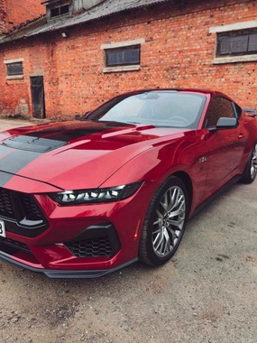 Ford Mustang 2024