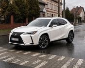 Lexus UX 2024