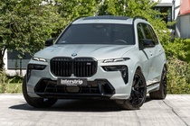 BMW X7 2025