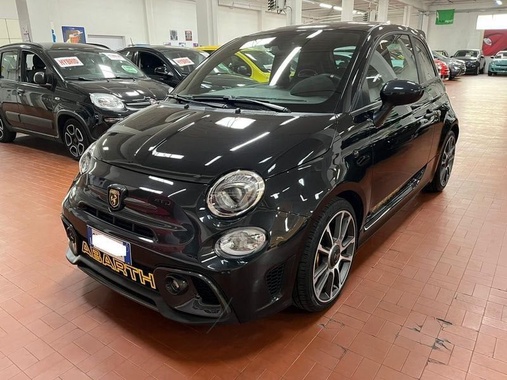 Abarth 595 2024