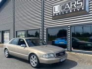 Audi S8 2000