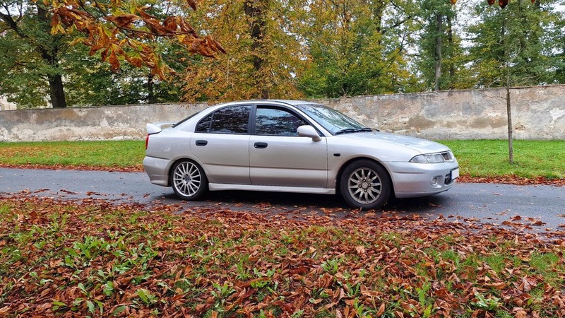Mitsubishi Carisma