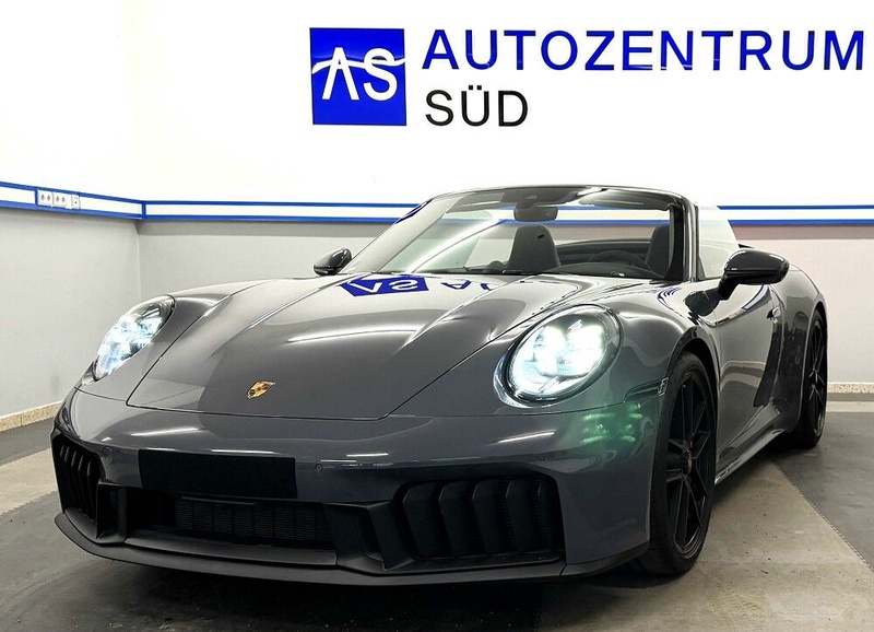 Porsche 992