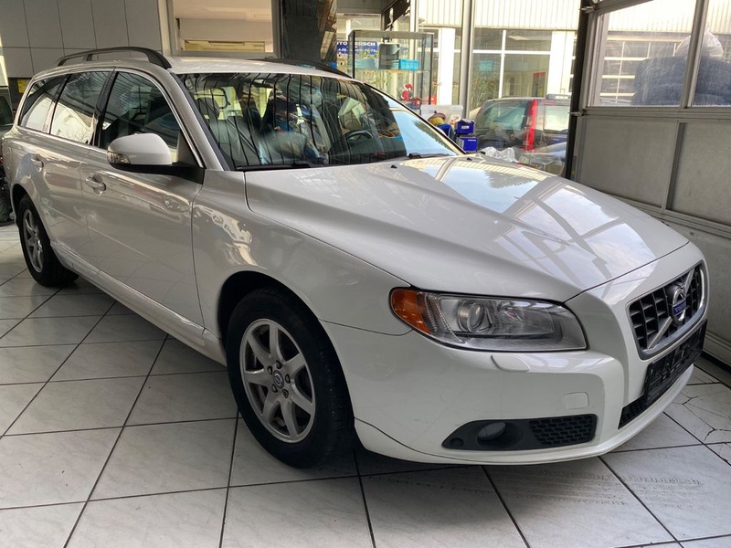 Volvo V70