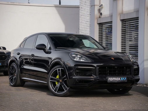Porsche Cayenne 2021