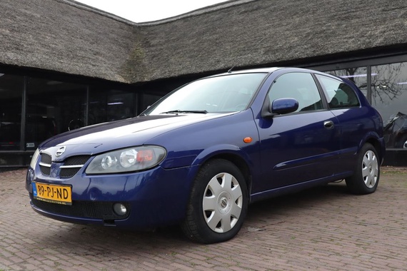 Nissan Almera 2004