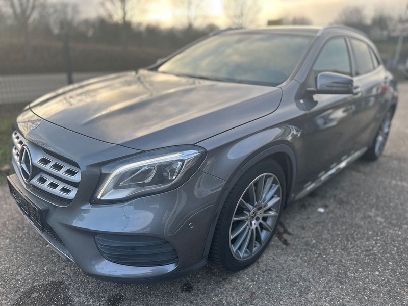 Mercedes-Benz GLA-Class
