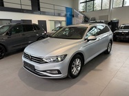 Volkswagen Passat 2023