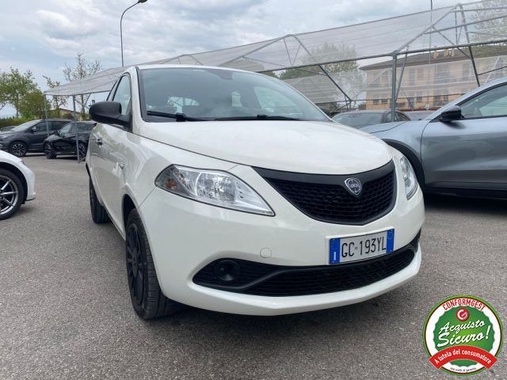 Lancia Ypsilon 2020