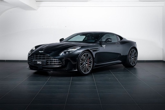 Aston Martin DB12 2025