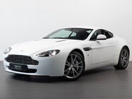 Aston Martin Vantage 2010