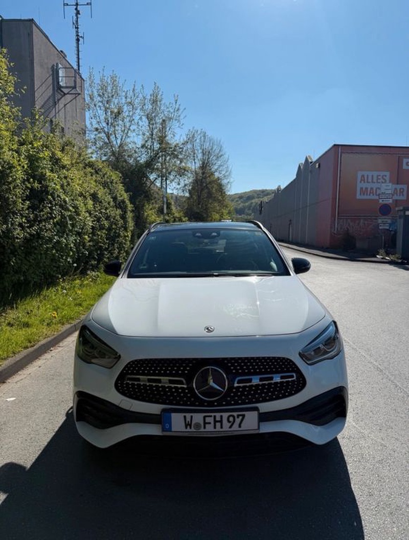 Mercedes-Benz GLA-Class