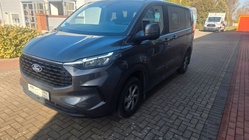 Ford Tourneo Custom 2025