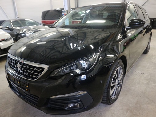 Peugeot 308 2021